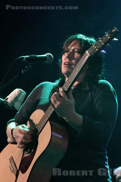 THE BREEDERS - 2013-06-01 - PARIS - Le Trianon - Kim Deal